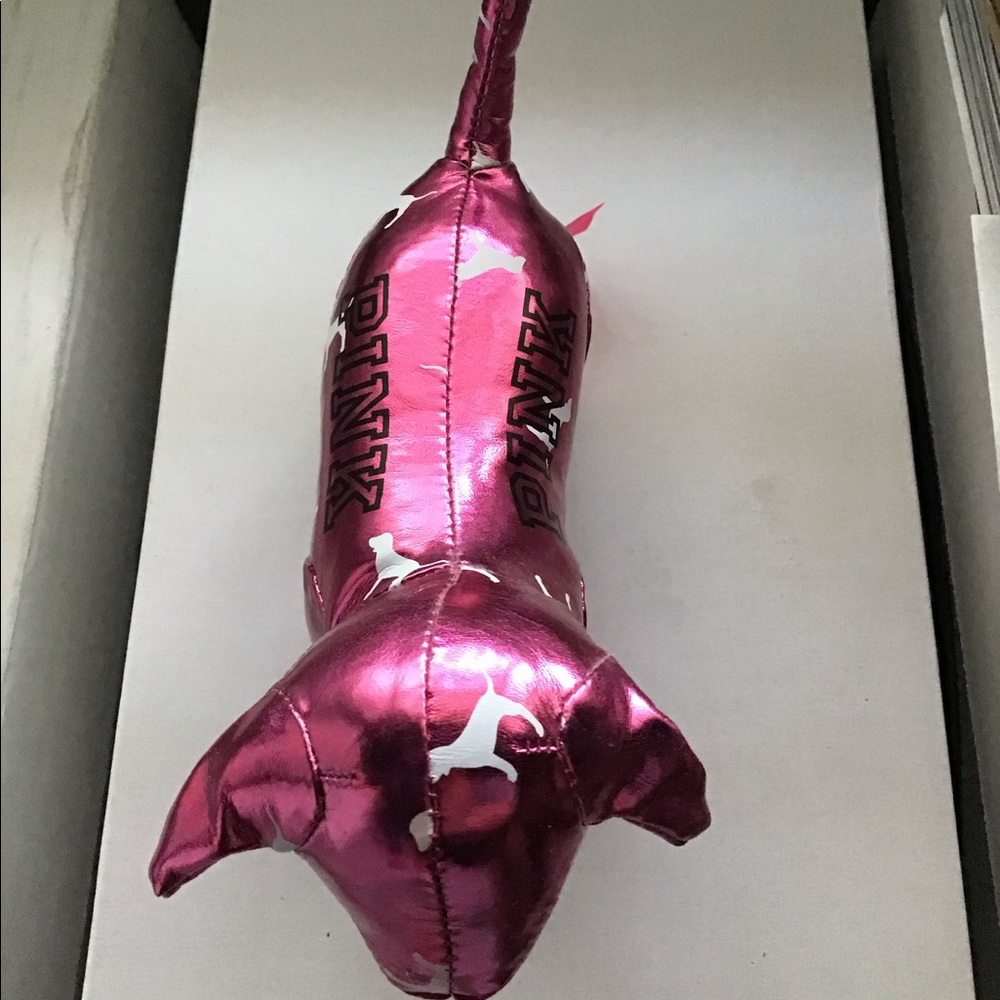 VICTORIA SECRET PINK METALLIC DOGS. SET OF THREE.